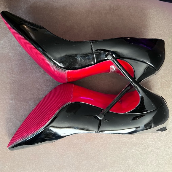 COPY - Black Christian Louboutin - Picture 4 of 10